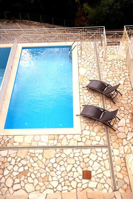 Agios Nikitas View Villa ภายนอก รูปภาพ